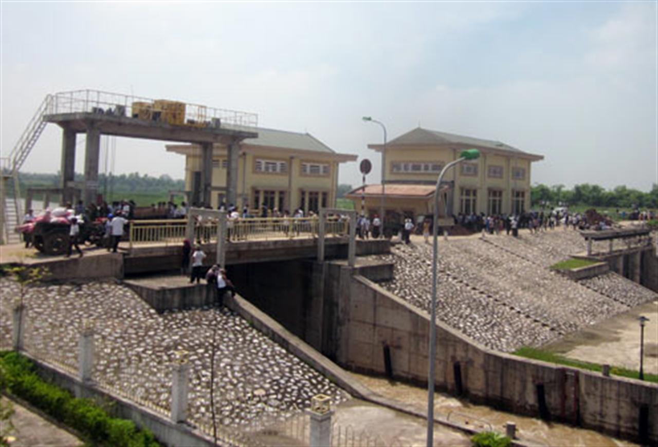 Sự cố tại công trình Tắc Giang: Đã đắp xong đê quai