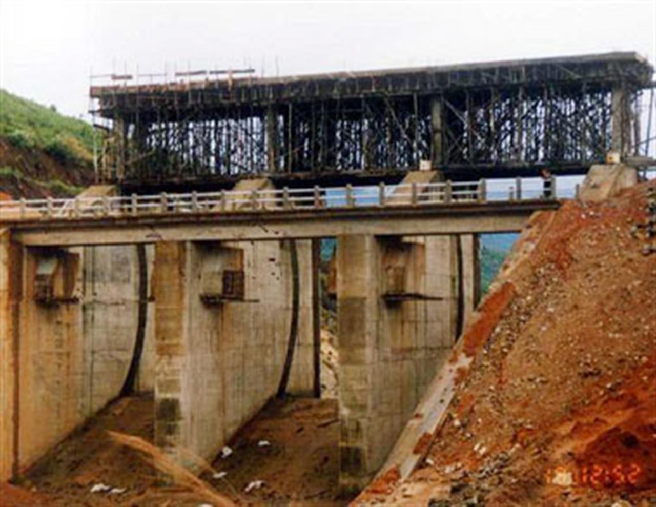 Hồ chứa nước Truồi