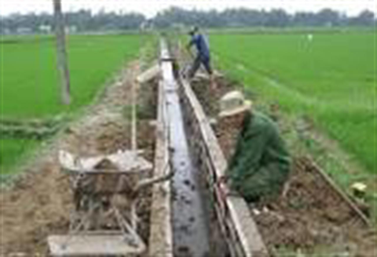 Củng cố hệ thống kênh mương thủy lợi