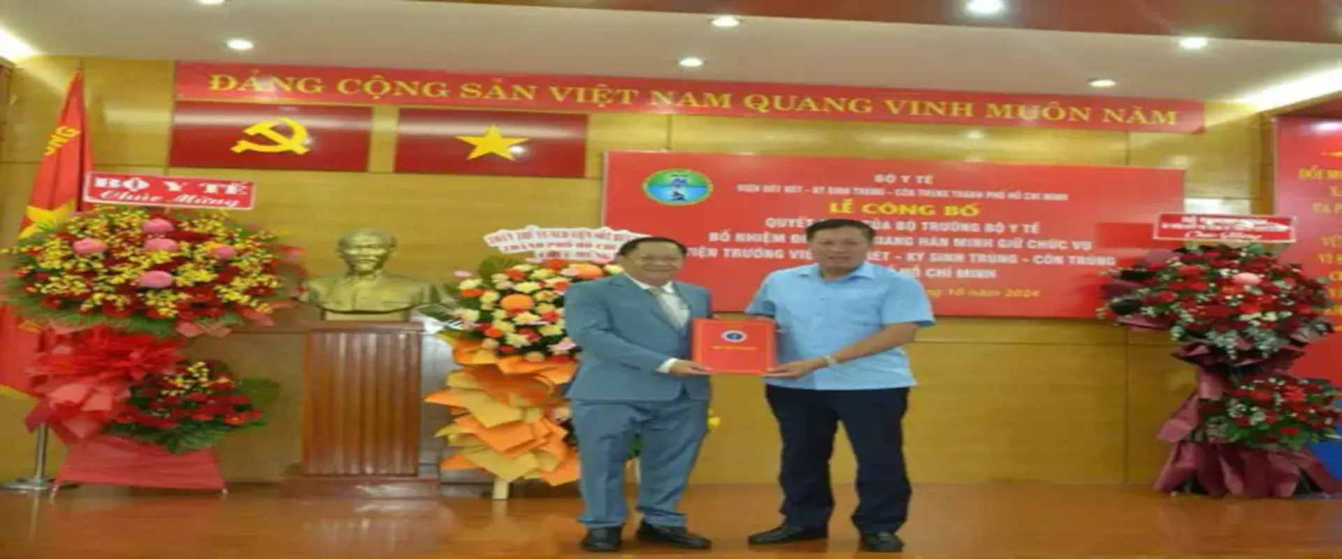 Bộ Y tế trao Quyết định bổ nhiệm chức vụ Viện trưởng, Viện Sốt rét - Ký sinh trùng - Côn trùng Thành phố Hồ Chí Minh