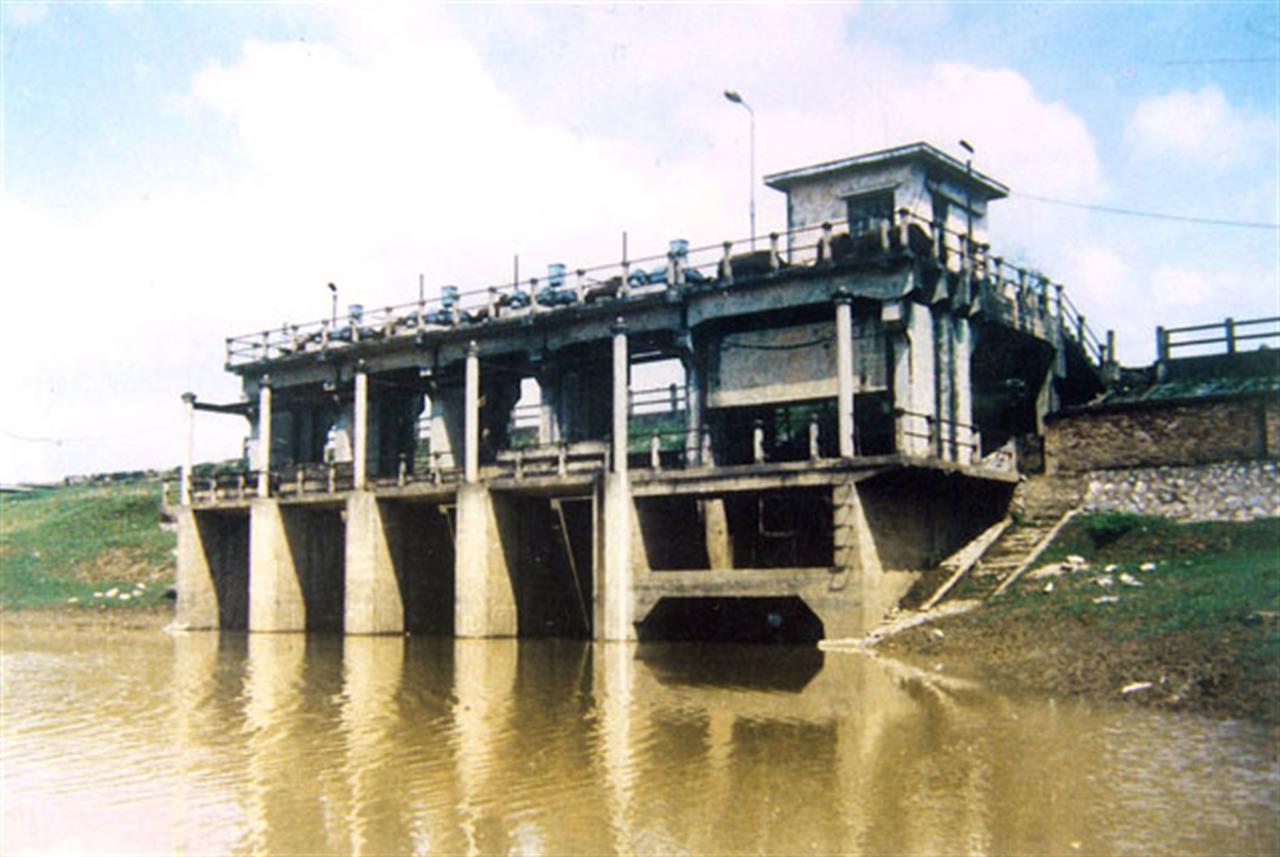 Cống Bắc Hưng Hải