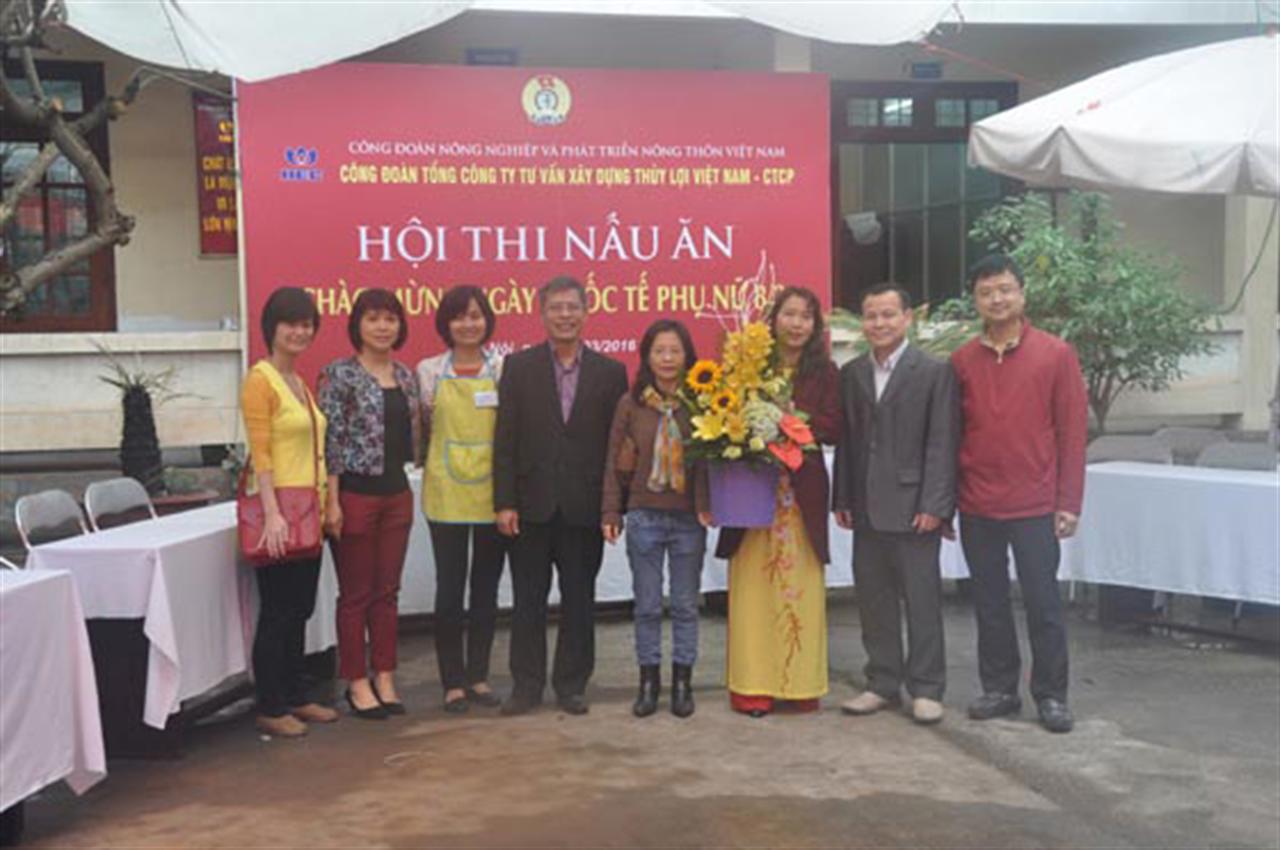 Một số hình ảnh tại Hội thi nấu ăn chào mừng ngày quốc tế phụ nữ 8-3-2016