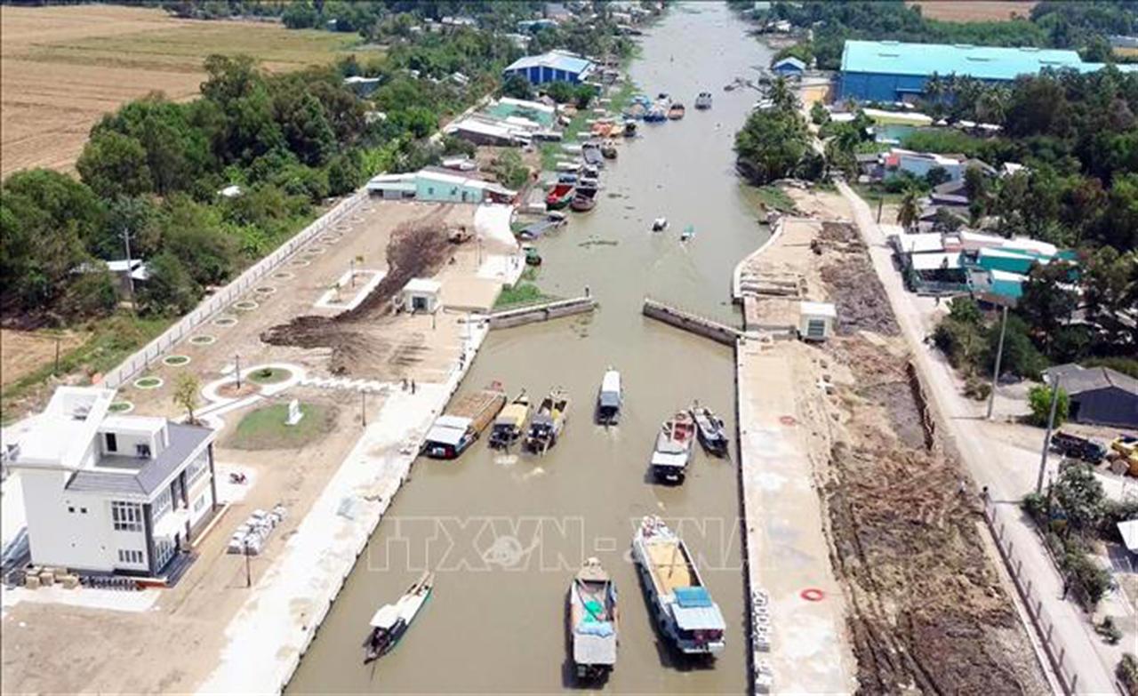 Hiệu quả từ các công trình thủy lợi kiểm soát mặn, ngọt