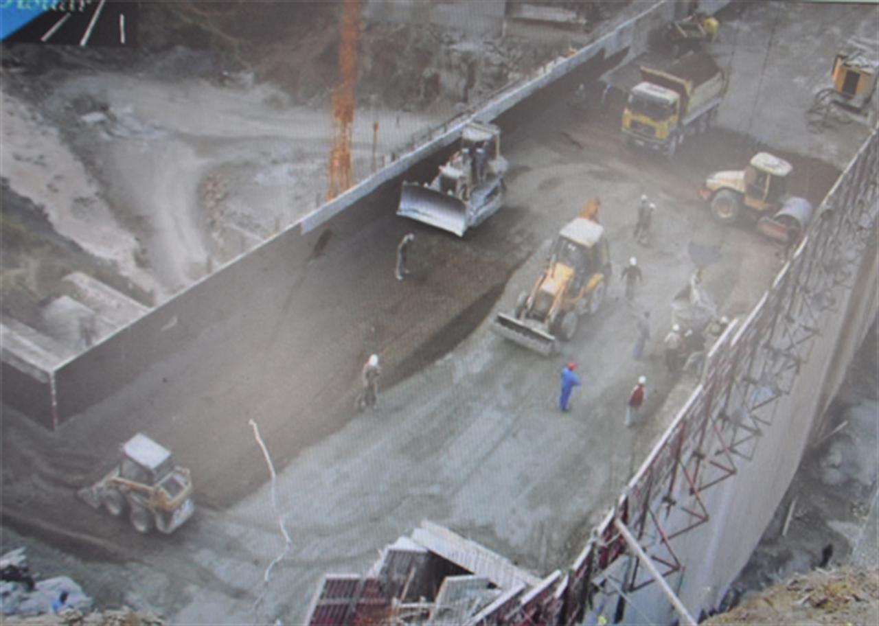 Giới thiệu: Phương pháp thi công bê tông đầm lăn ở Pháp và Maroc