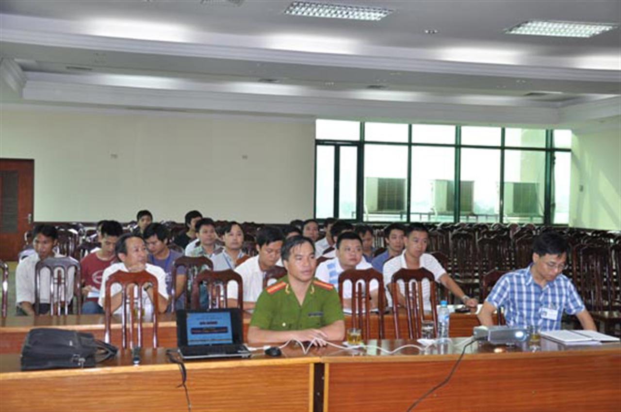 HEC Tổ chức tập huấn "Thực tập phương án PCCC định kỳ năm 2013" cho Người lao động