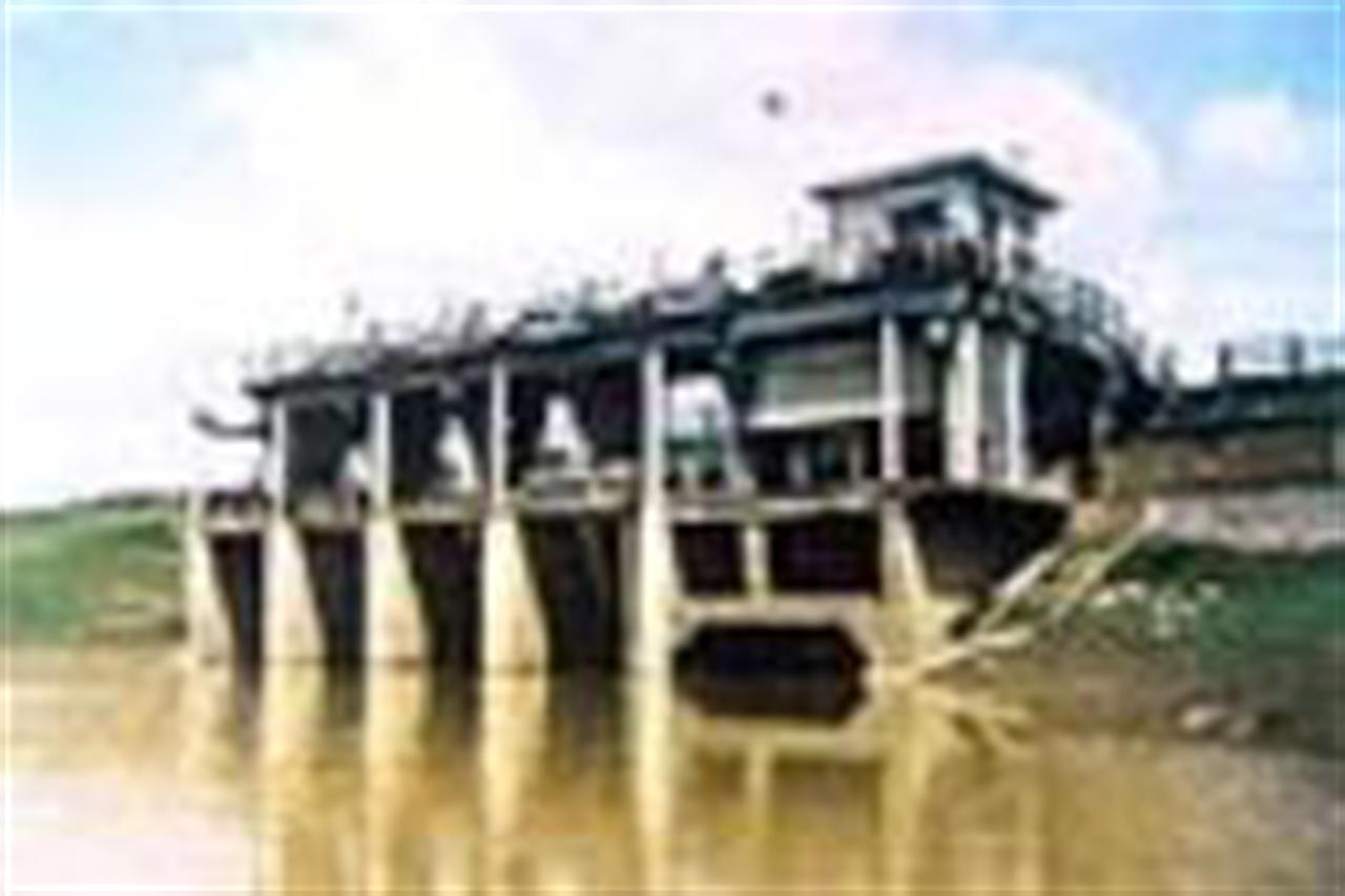 Bac Hung Hai Sluice