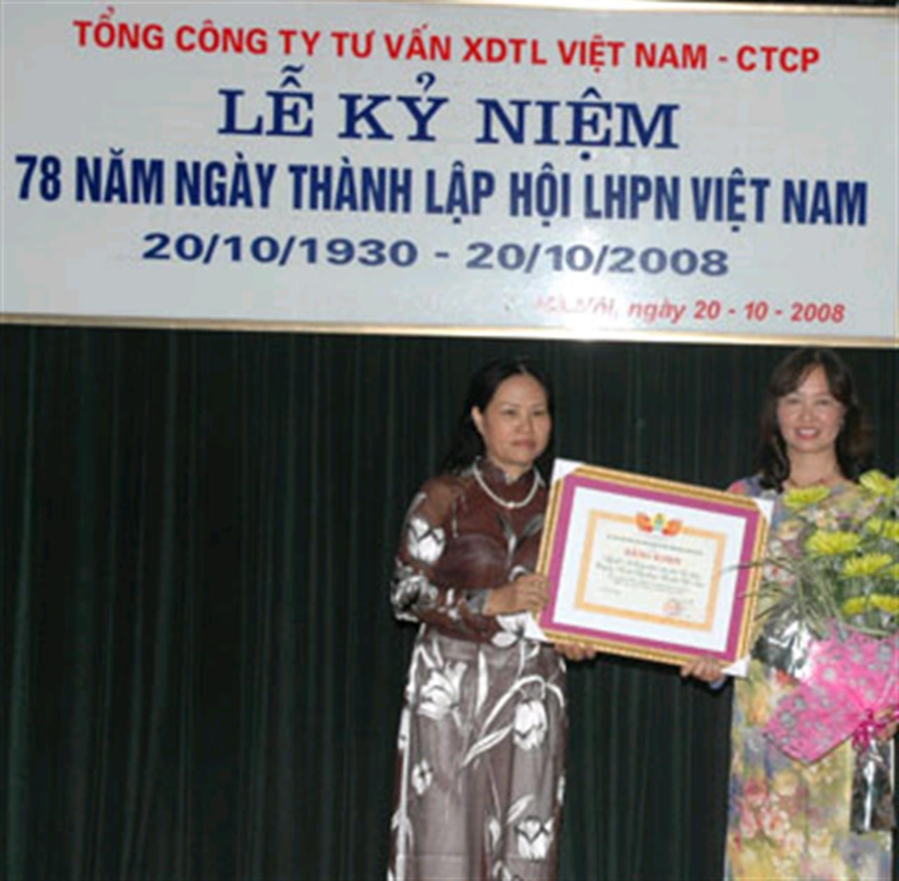 Tổ chức kỷ niện ngày thành lập Hội LHPNVN 20/10