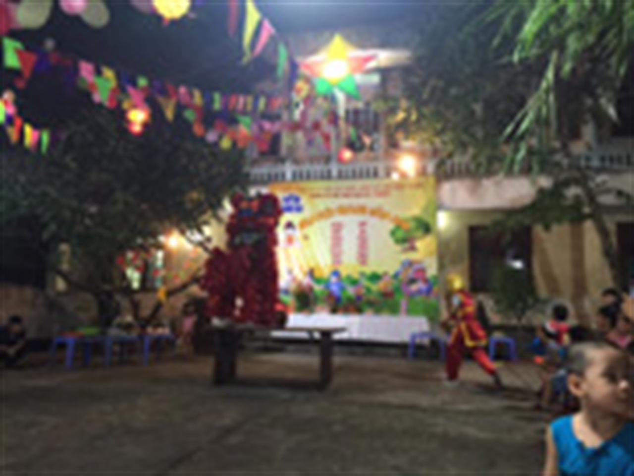 HEC14 tổ chức “Đêm hội trăng rằm 2016” vui tết trung thu cho các cháu thiếu nhi