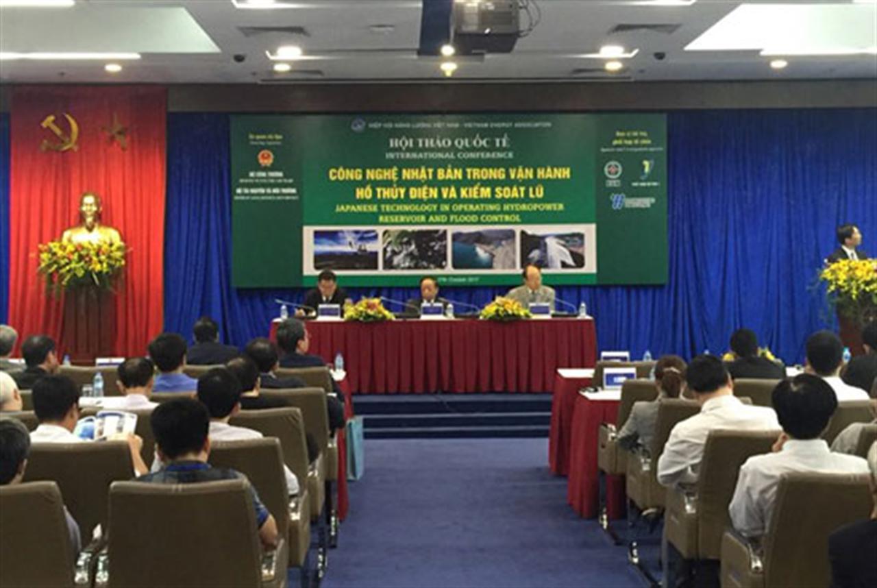 Vận hành hồ chứa, kiểm soát lũ nhờ công nghệ mới