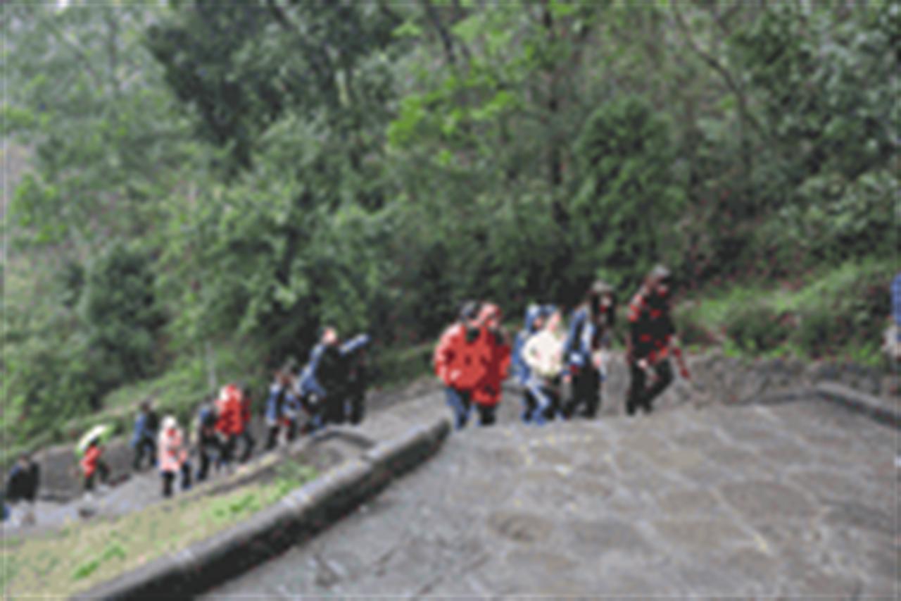 Kỷ niệm 104 năm ngày Quốc tế Phụ nữ 8/3 (8/3/1910-8/3/2014) và 174 năm khởi nghĩa Hai Bà Trưng của Tổng Công ty.