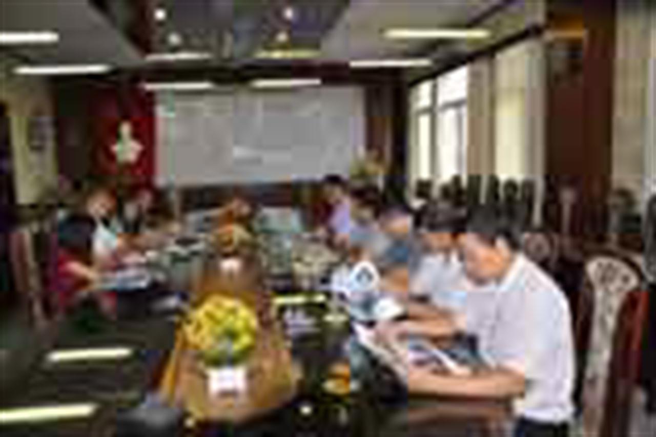 Chủ tịch HĐQT Võ Văn Lung tiếp đoàn Công ty Hydrokarts của Pháp đến thăm và làm việc tại Tổng công ty