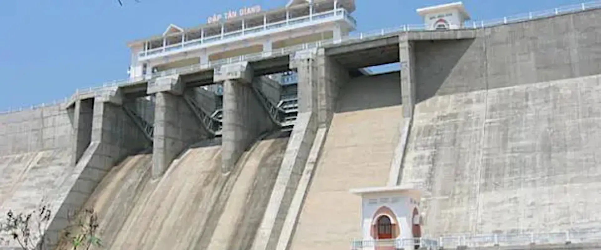Tan Giang Reservoir
