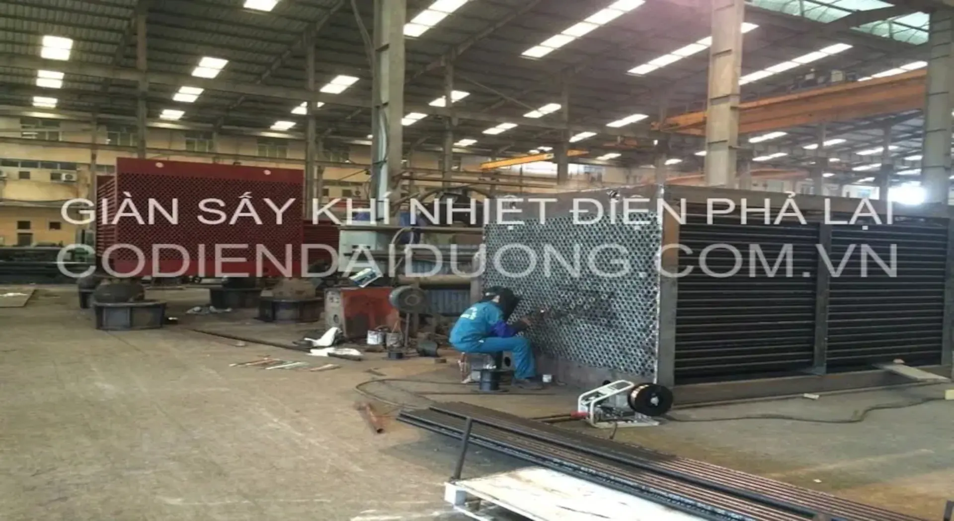Gia công cơ khí: Hàn kết cấu hệ thống sấy khí nhiệt điện